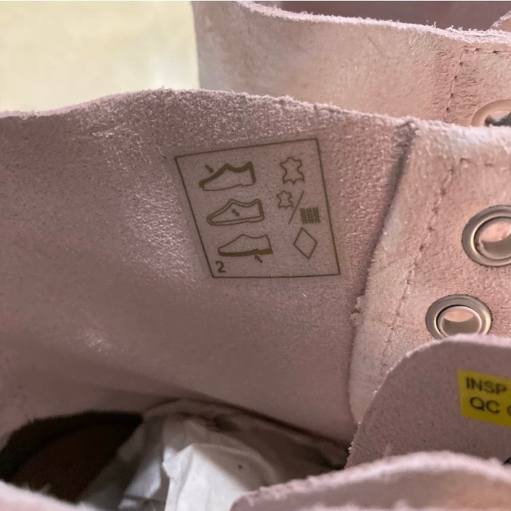 SOFT SUEDE — Dr. Martens Pink 🩷 Combat Boots - Picture 6 of 16
